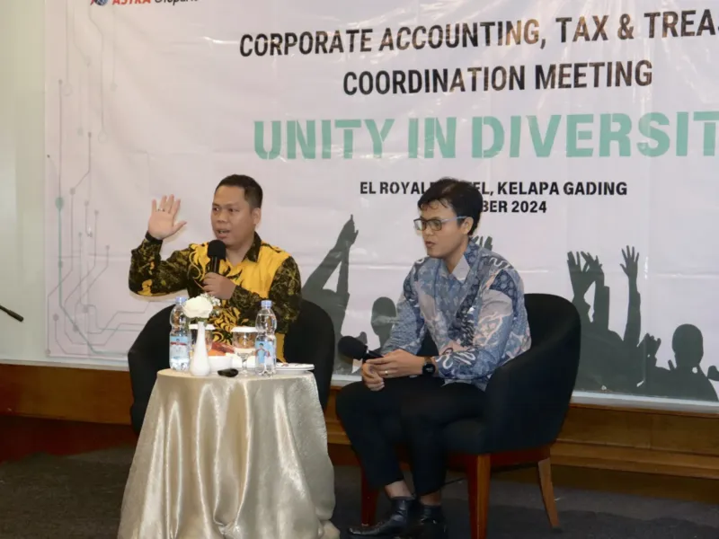 Meeting Corporate Accounting, Tax & Treasury Gallery 8
