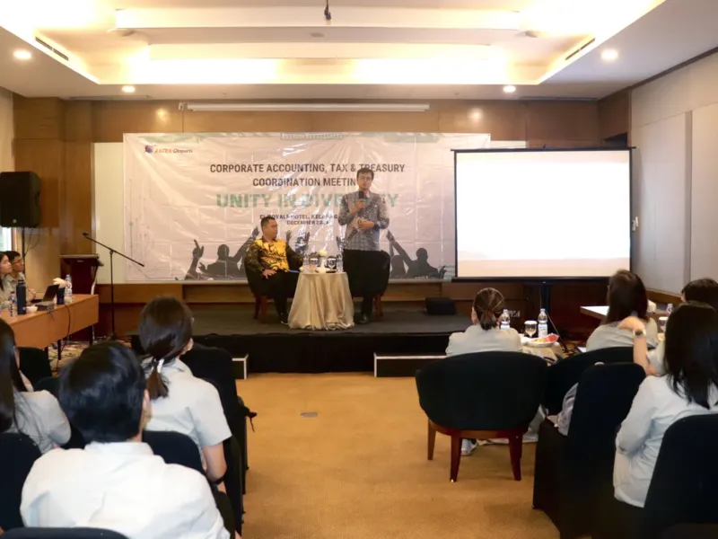 Meeting Corporate Accounting, Tax & Treasury Gallery 7